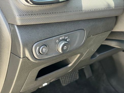 Used 2024 Chevrolet TrailBlazer LS FWD image 7