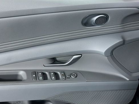 New 2026 Hyundai Elantra Sport FWD image 18