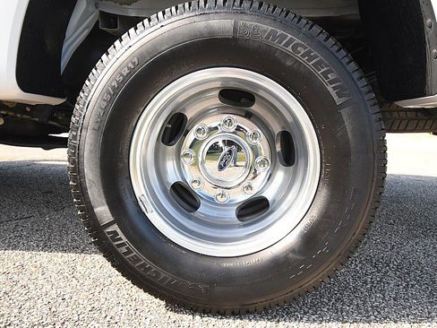 Used 2020 Ford F350 XLT image 27