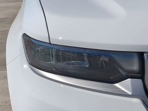 New 2026 Jeep Grand Cherokee Limited image 10