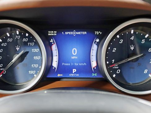Used 2014 Maserati Ghibli S Q4 AWD/4WD image 16