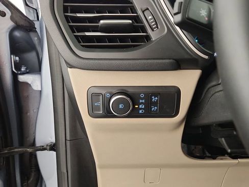 Used 2022 Ford Escape SEL image 24