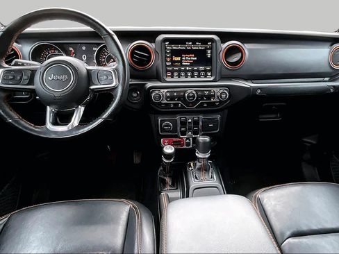 Used 2023 Jeep Gladiator Mojave w/ Cold Weather Group AWD/4WD image 15