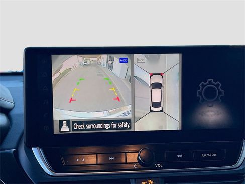 Used 2023 Nissan Altima 2.0 SR image 14