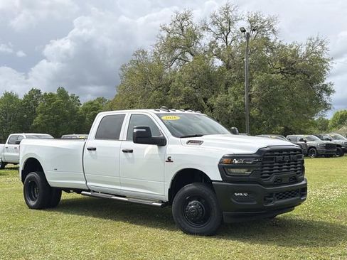 New 2026 RAM 3500 Tradesman image 3