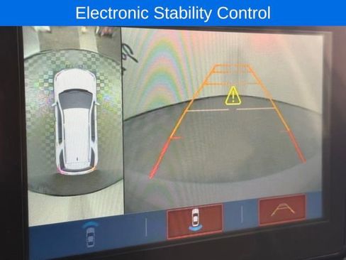 Used 2019 Chevrolet Traverse LT w/ LT Premium Package image 21