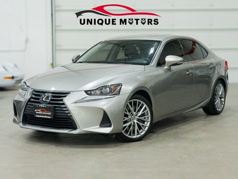 Used 2018 Lexus IS 300 AWD image 1