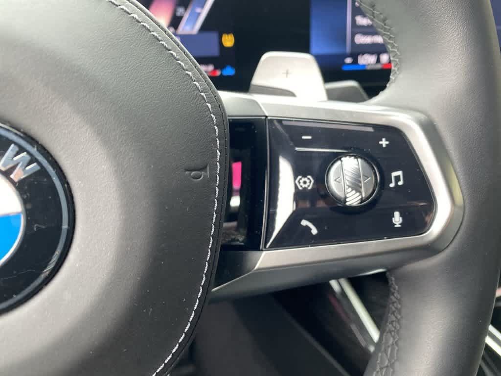 Used 2026 BMW 740i RWD image 21