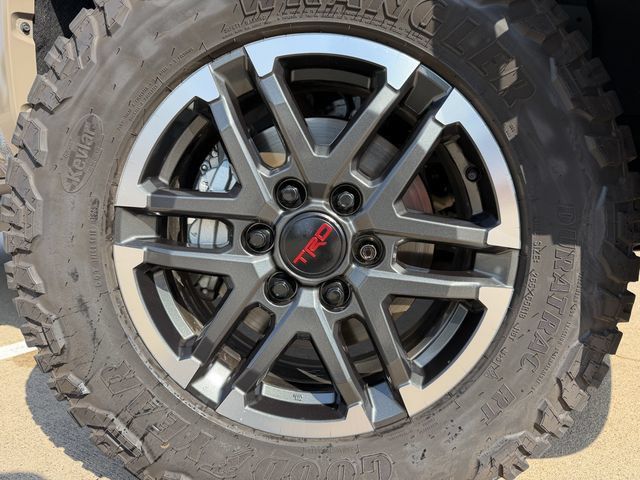Used 2026 Toyota Tacoma TRD Sport AWD/4WD image 9