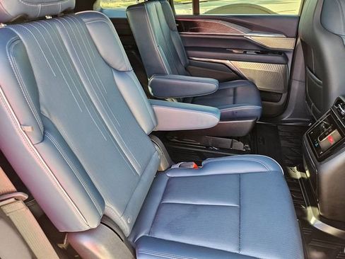 New 2025 Cadillac Escalade IQ Sport 2 image 29