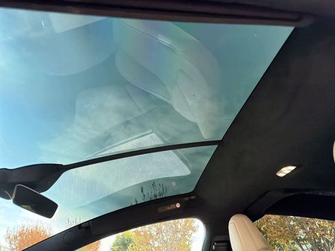 Used 2024 Tesla Model X Plaid image 10