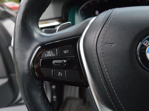 Used 2020 BMW 530i RWD image 14