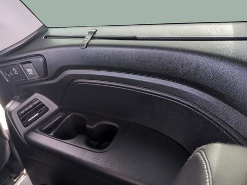 Used 2023 Honda Odyssey Touring image 32