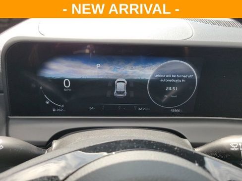 Used 2024 Kia Seltos EX AWD/4WD image 9