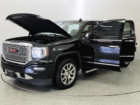 Used 2017 GMC Sierra 1500 Denali AWD/4WD image 10