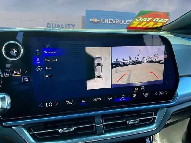 Certified 2024 Chevrolet Equinox EV LT w/ LPO, Blackout Package FWD image 16