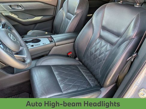 Used 2021 Nissan Rogue Platinum FWD image 15