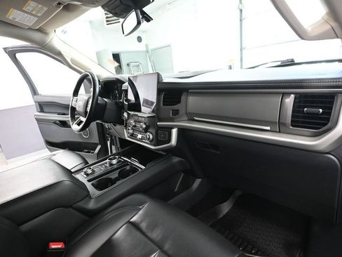 Used 2022 Ford Expedition Max XLT AWD/4WD image 53