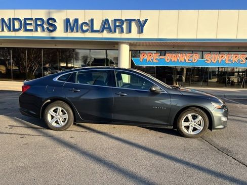 Used 2021 Chevrolet Malibu LS w/ LPO, Convenience Package 1 image 3
