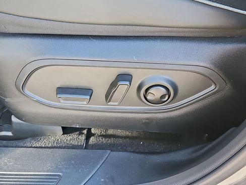 Used 2025 Jeep Wagoneer S Limited w/ Comfort Package image 18