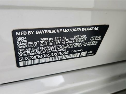 Used 2025 BMW X7 xDrive40i w/ M Sport Package image 65