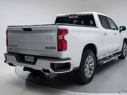 Used 2019 Chevrolet Silverado 1500 High Country w/ Technology Package image 6