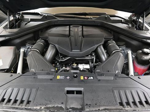 Used 2025 Genesis GV80 3.5T Prestige image 9