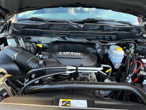 Used 2016 RAM 2500 Big Horn w/ Black Appearance Group image 39