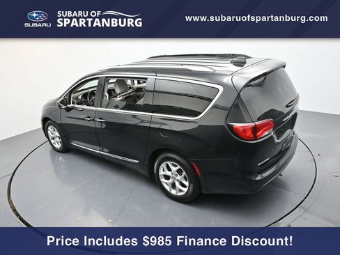 Used 2017 Chrysler Pacifica Touring-L Plus w/ Advanced Safetytec Group image 22