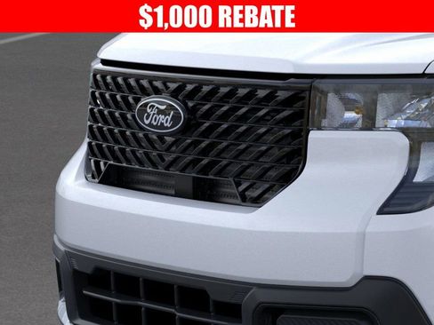 New 2025 Ford Maverick XLT w/ Black Appearance Package image 18