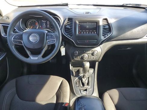 Used 2019 Jeep Cherokee Latitude w/ Popular Appearance Group image 13