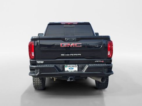Used 2022 GMC Sierra 2500 AT4 w/ AT4 Preferred Package image 5