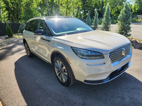 Used 2022 Lincoln Corsair Reserve w/ Equipment Group 201A image 7