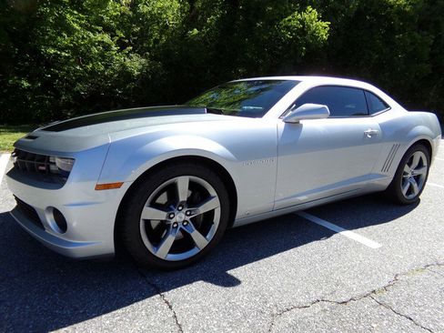 Used 2010 Chevrolet Camaro SS w/ RS Package RWD image 1