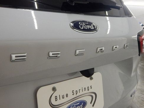 New 2026 Ford Escape Platinum w/ Premium Technology Package image 5