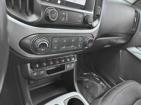Used 2019 Chevrolet Colorado ZR2 image 15