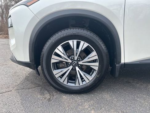 Certified 2023 Nissan Rogue SV w/ SV Premium B Package image 9