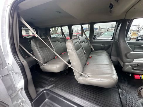 Used 2017 Chevrolet Express 2500 LS image 19