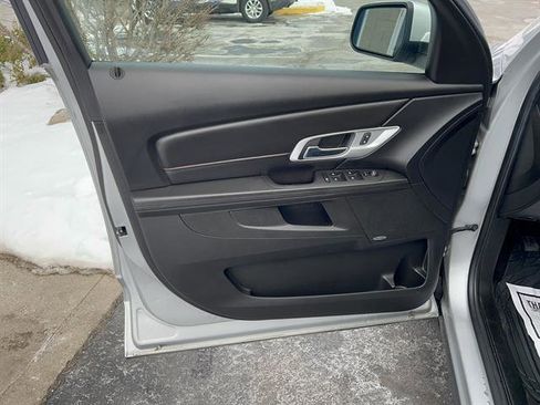 Used 2017 GMC Terrain SLE w/ Driver Alert Package I image 13