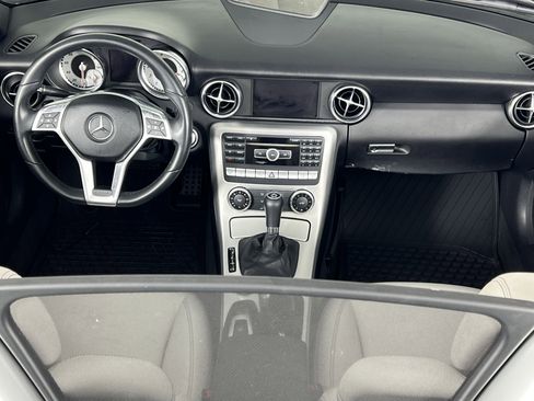 Used 2012 Mercedes-Benz SLK 350 image 35