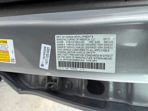 Used 2024 Honda Pilot Sport image 24