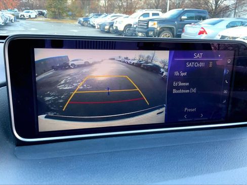 Used 2019 Lexus RX 350L w/ Premium Package image 26