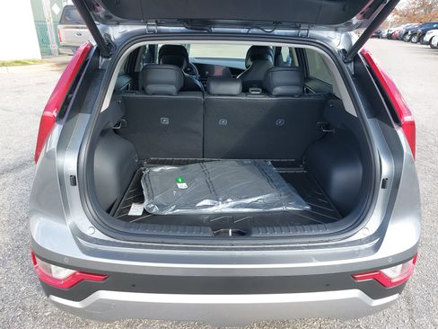 New 2026 Kia Niro EX image 13