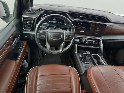 Used 2023 GMC Sierra 1500 Denali Ultimate image 10