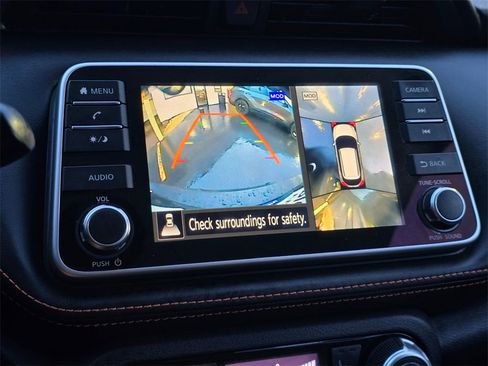 Used 2020 Nissan Kicks SR w/ SR Premium Package image 18