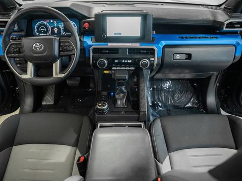 Used 2025 Toyota Tacoma TRD Off-Road w/ TRD Off Road Upgrade Package AWD/4WD image 23