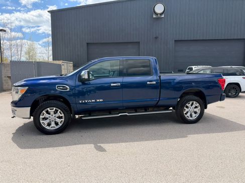 Used 2016 Nissan Titan SL AWD/4WD image 18