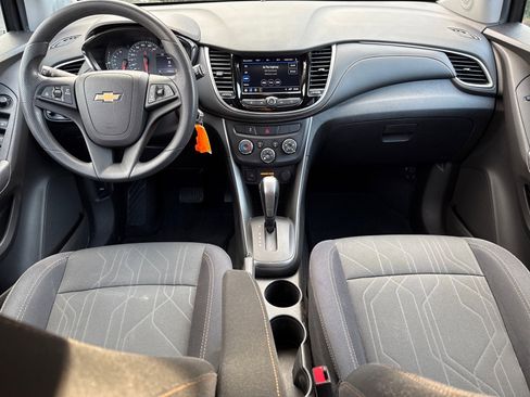 Used 2018 Chevrolet Trax LT image 13