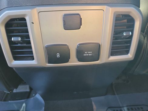 Used 2021 Ford F250 Lariat w/ Lariat Value Package image 17