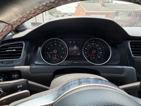 Used 2015 Volkswagen GTI S FWD image 16